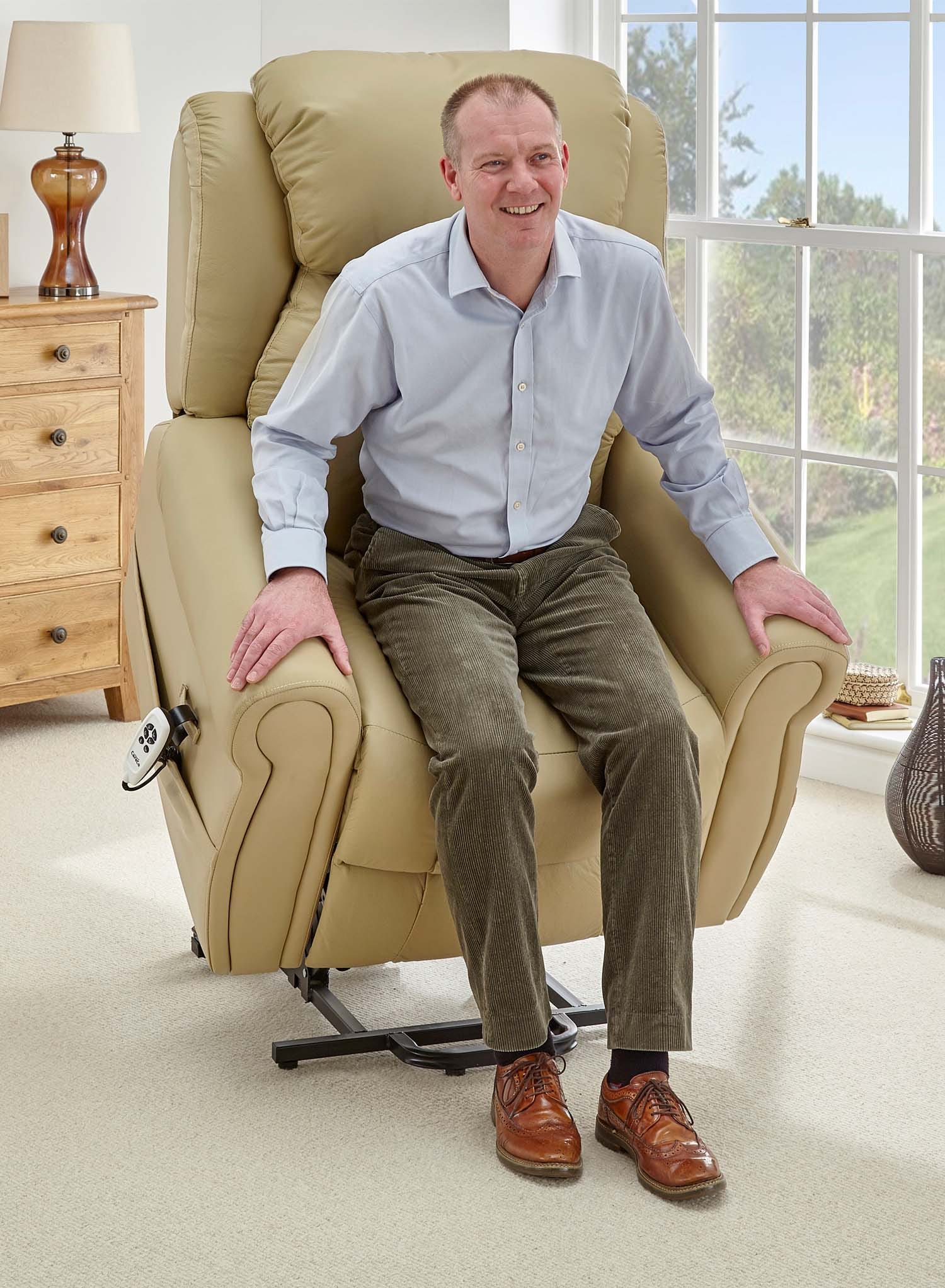 Lynton with Heat & Massage
