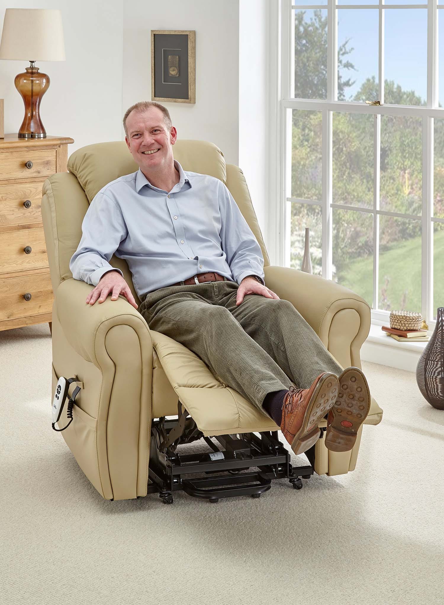 Lynton with Heat & Massage